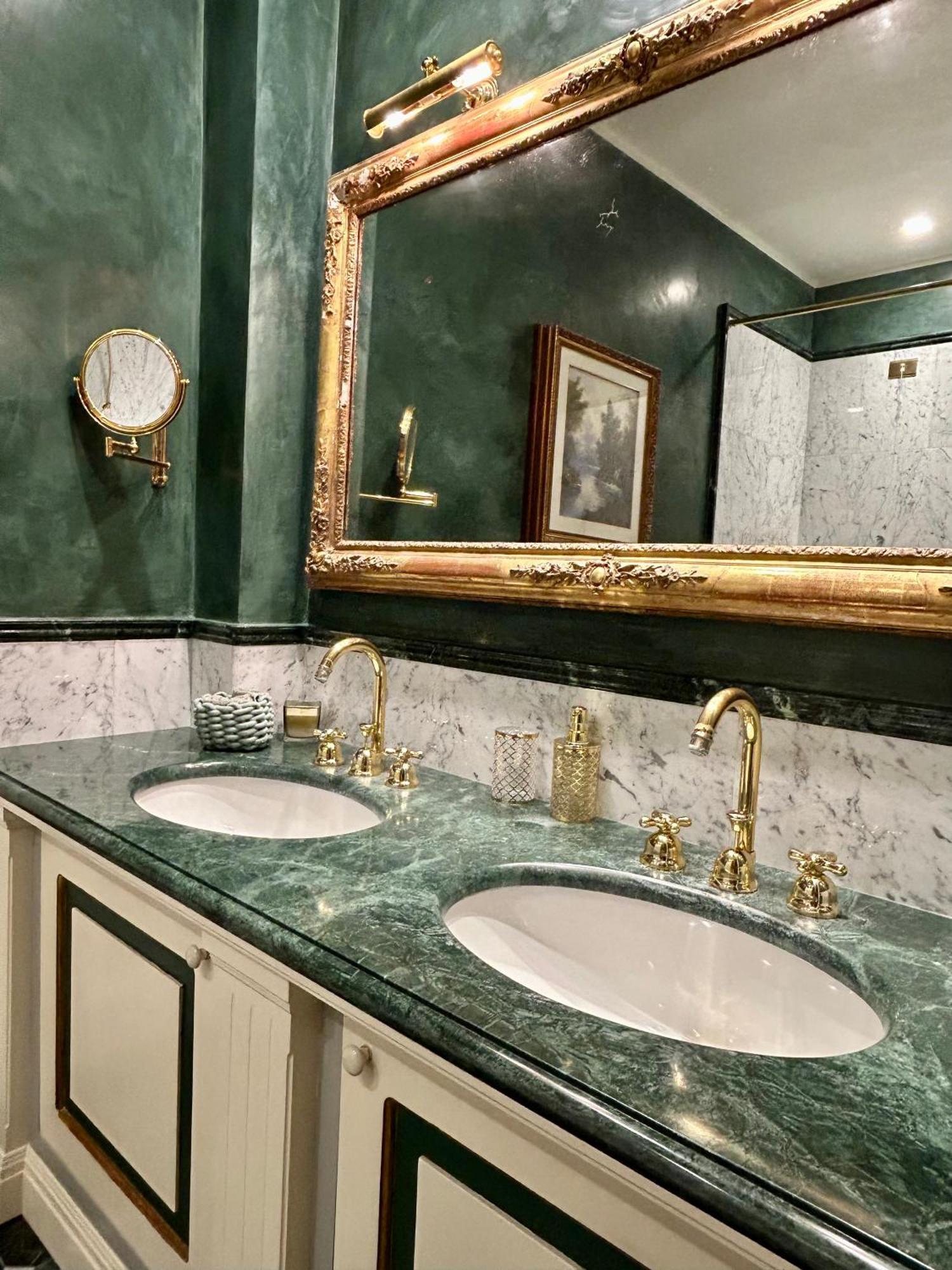 Domus Tua Bed & Breakfast Modena Exterior photo
